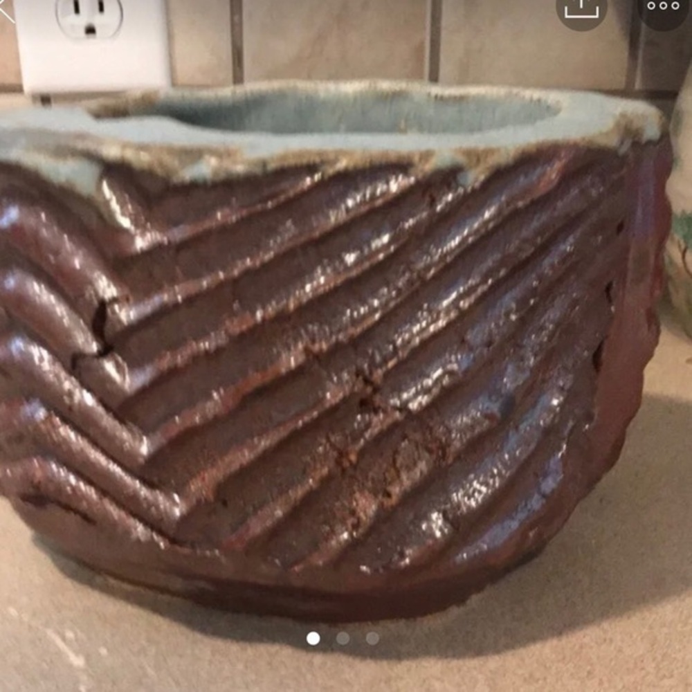 💛Gorgeous Handcrafted Pottery Brown and Blue bowl